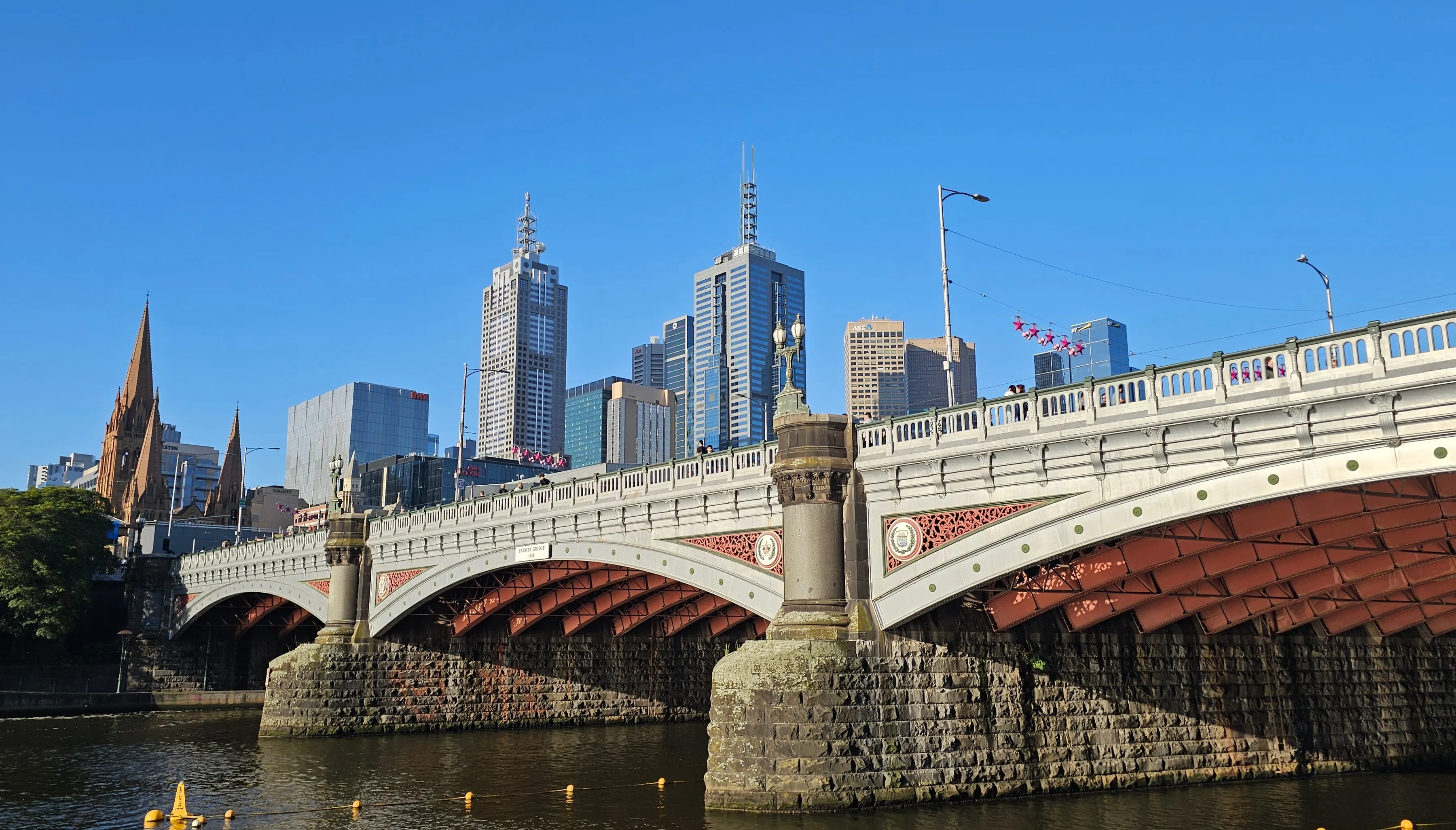 Princes Bridge in Melbourne.