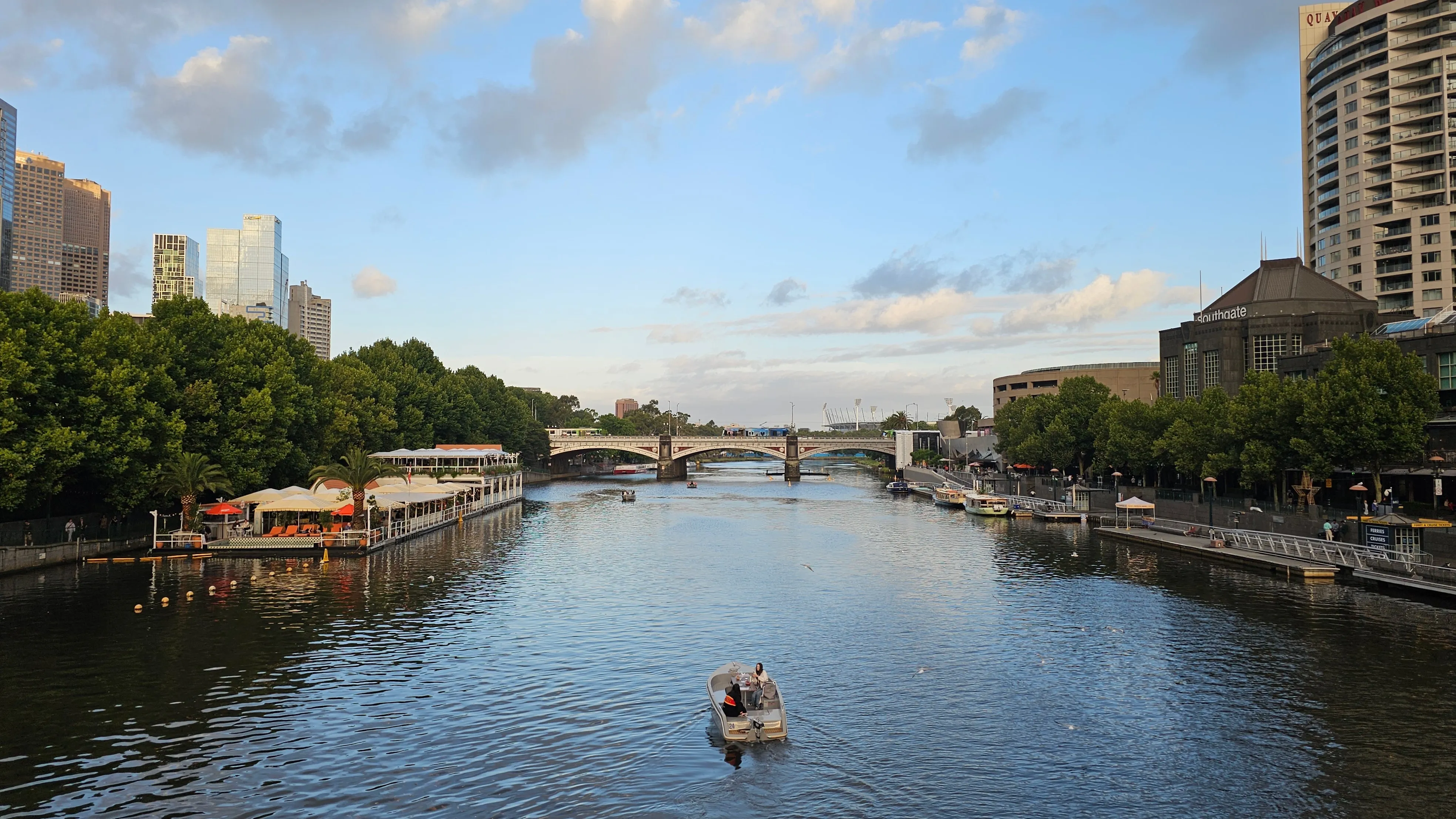 Evening at the River Yarra.