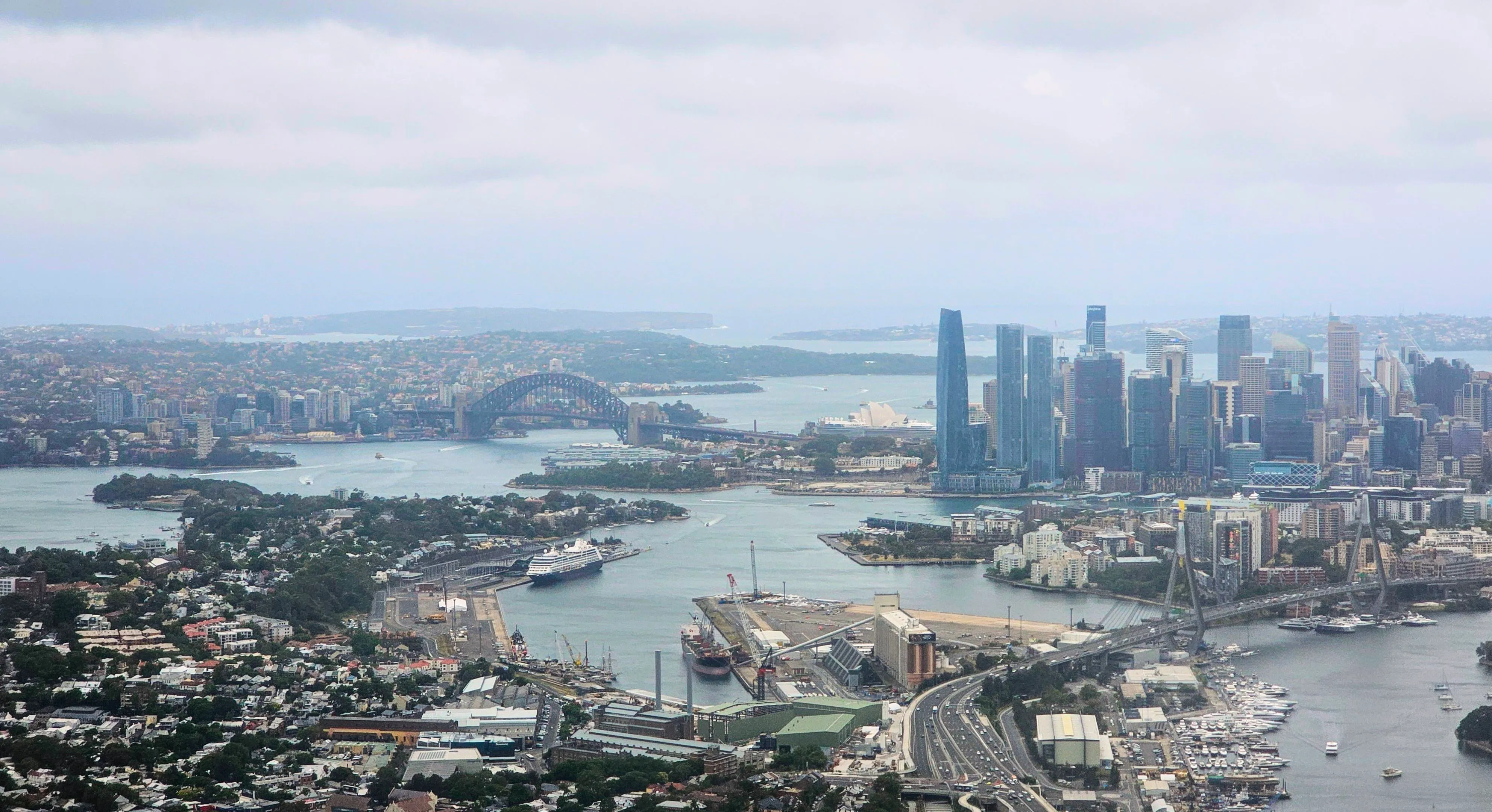 Arriving into Sydney from Melbourne.